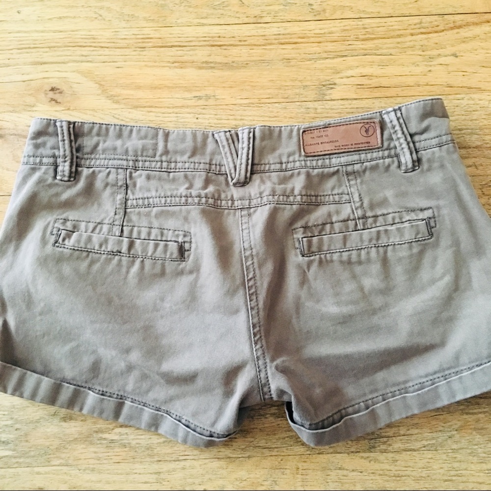 Shorts - Picture 4 of 6